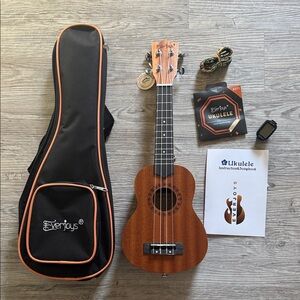 Kids Ukulele Set - Brown